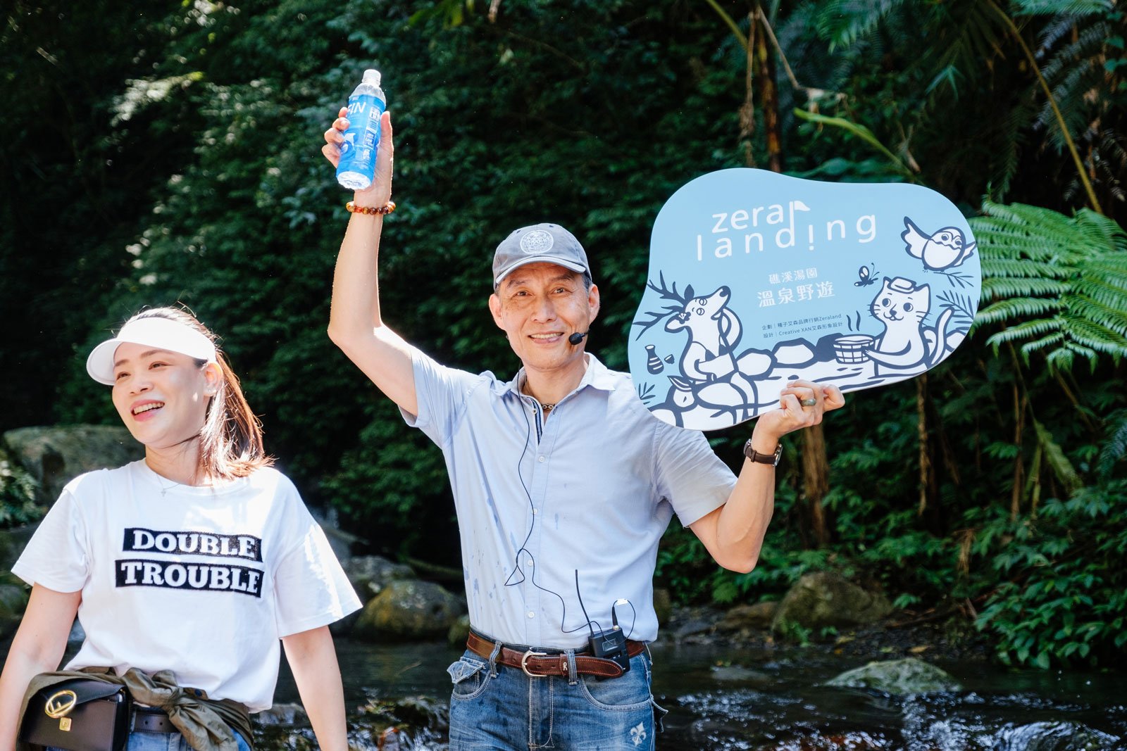 FIN Tour - 吳總經理開心拿著FIN