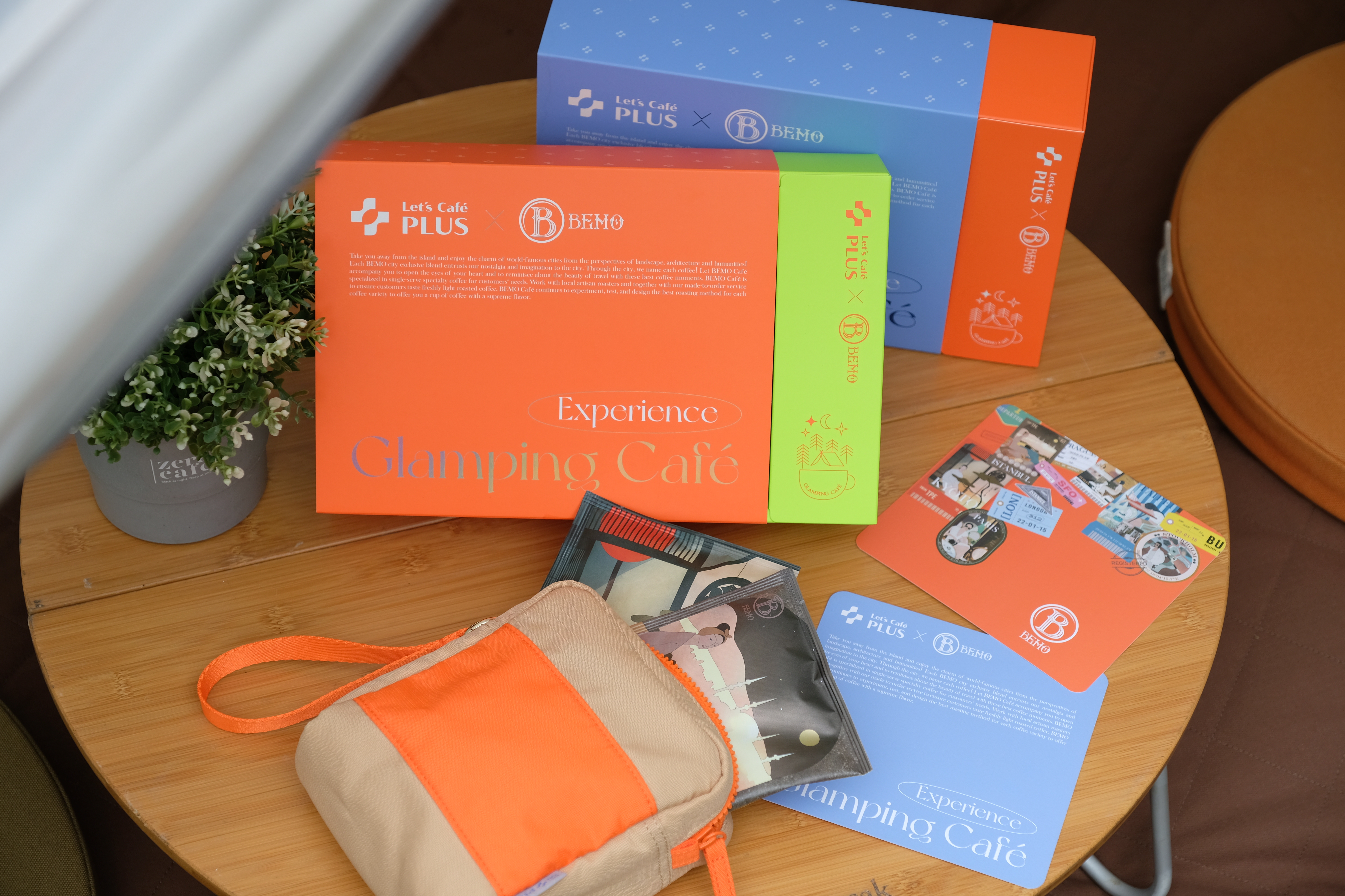 let's cafe plus bemo cafe