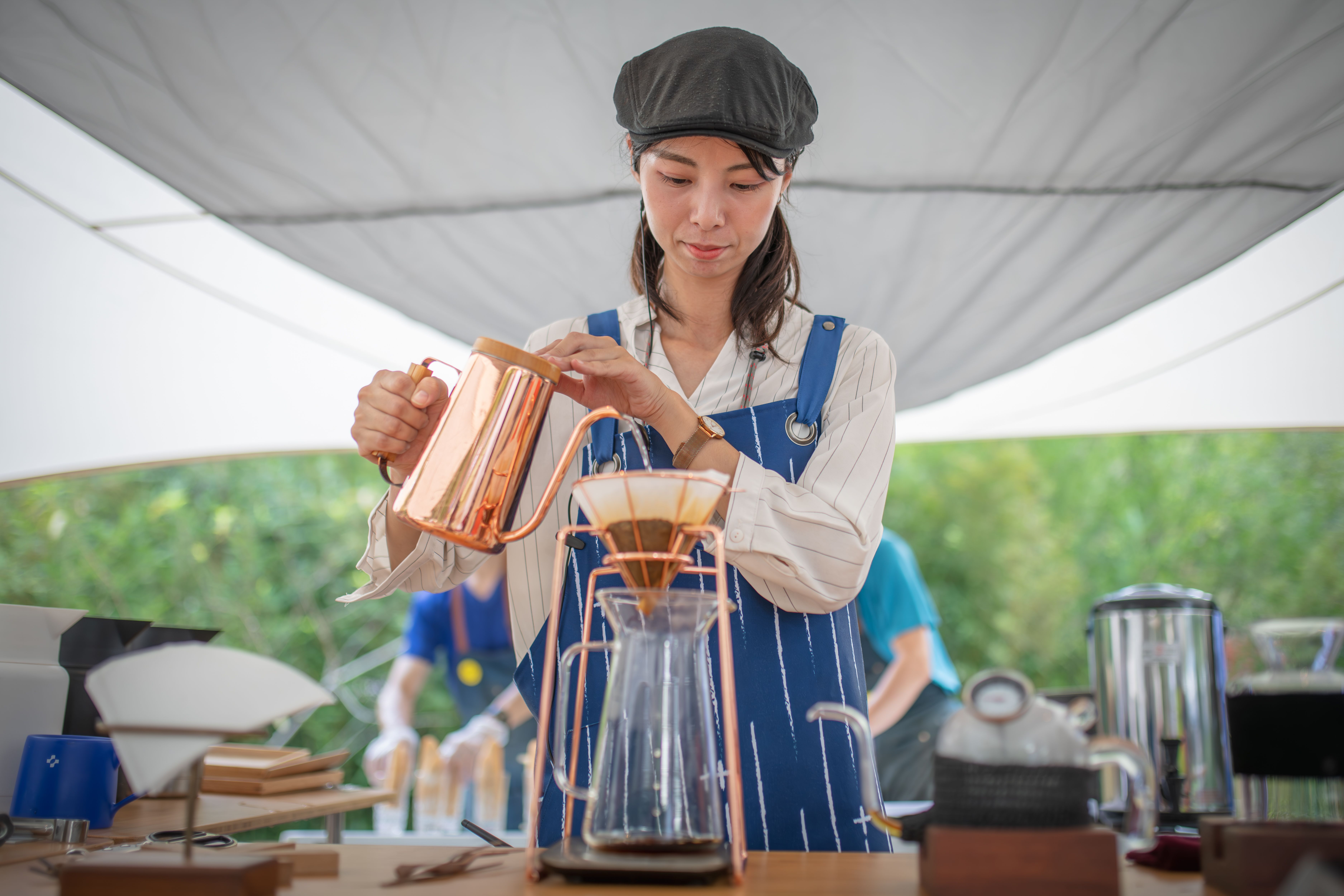 let's cafe plus bemo cafe